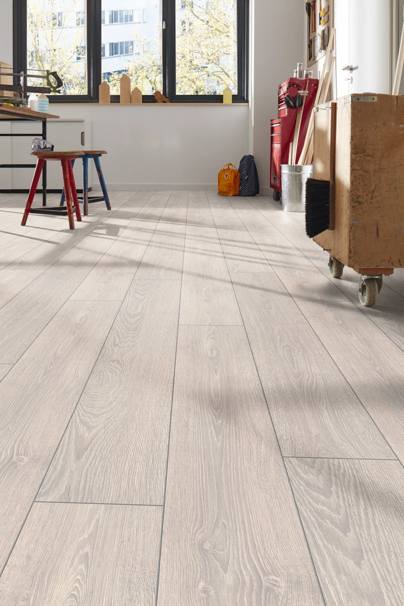 Kronotex Robusto 2800 (Capital Oak Light)