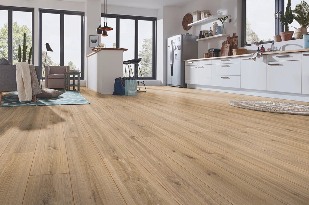 Kronotex Robusto 3073 (Phalsbourg Oak)